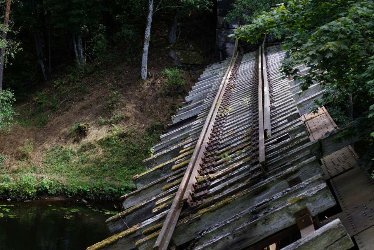 Dom Wakacyjny Przy Szlakach Turystycznych Jastrowie Exteriér fotografie